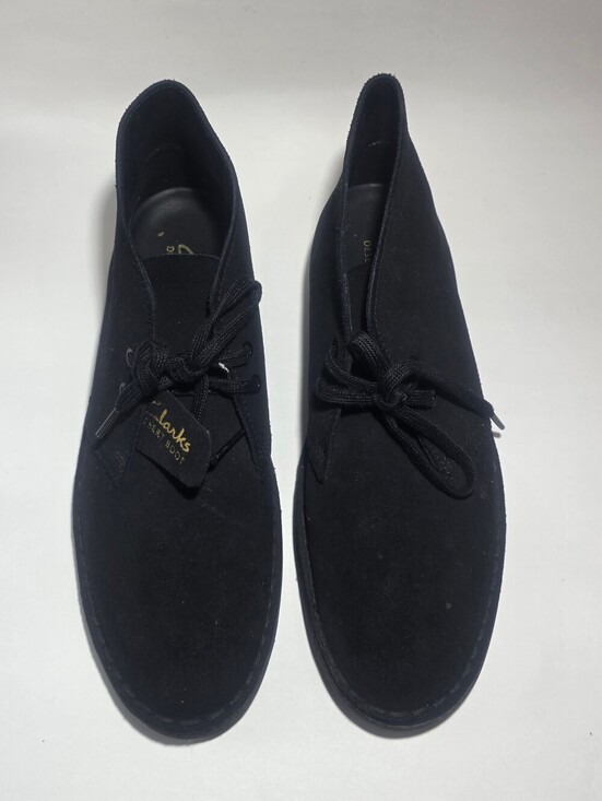 Clarks Desert Boot Black Suede Chukka Lace Up Women’s Size 8.5